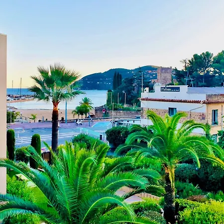 Somptueux Deux Pieces, Entre & Piscine ! *